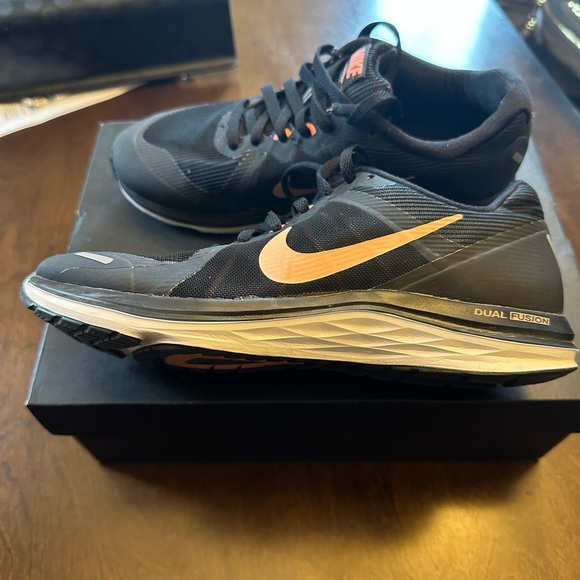 Nike sneakers - Picture 3 of 6